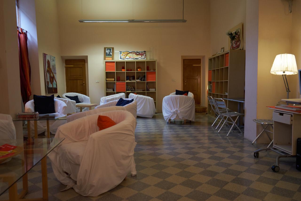 Magnolfi Nuovo Hostel Prato  Luaran gambar