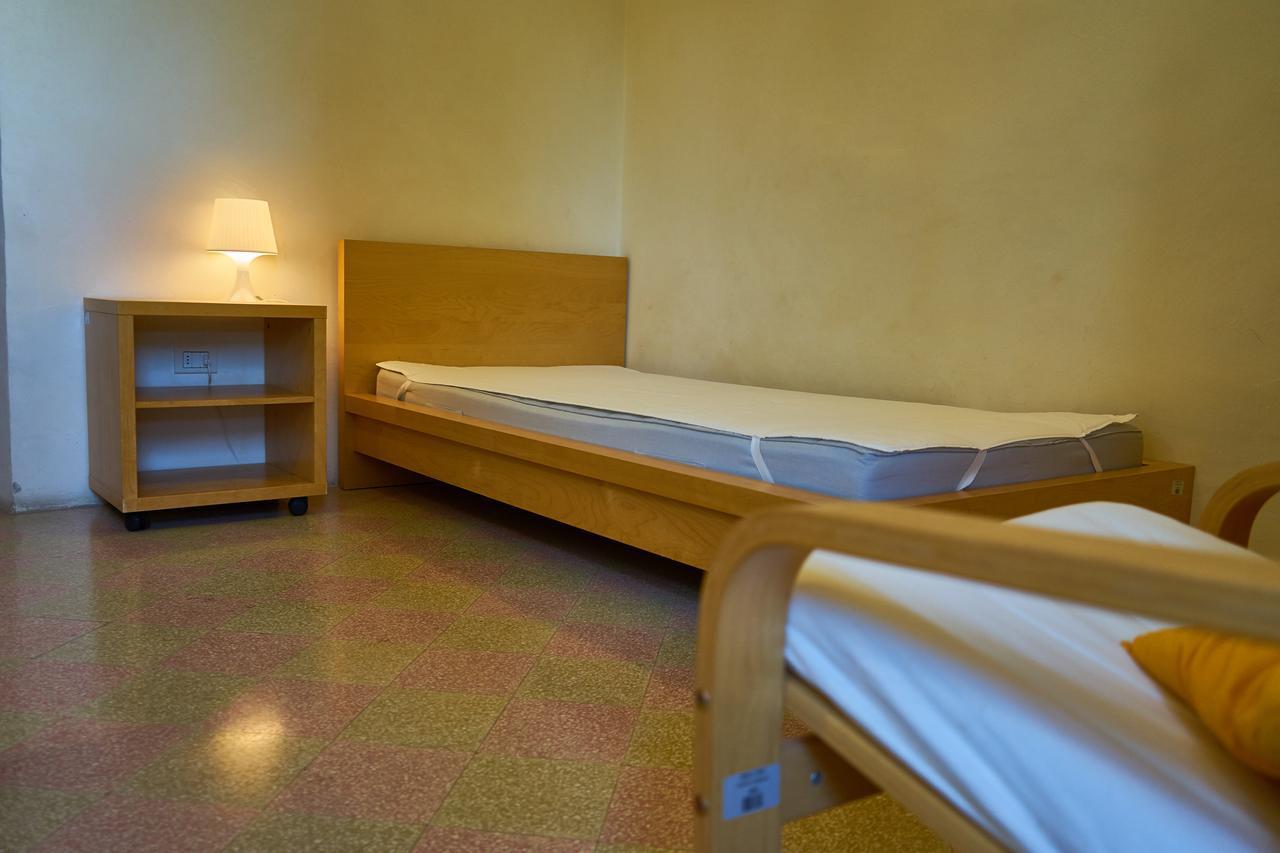 Magnolfi Nuovo Hostel Prato  Luaran gambar